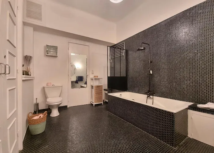 Iena - 4 Etoiles - Proche Centre Ville- Wifi *